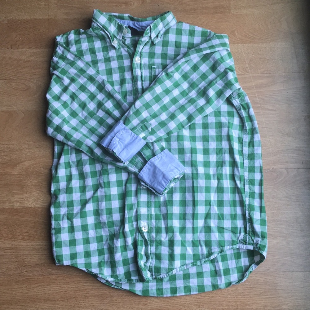 Long Sleeve Button Ups - Picture 3 of 3
